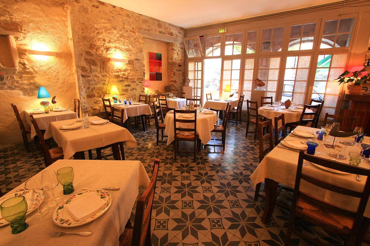 Hotel Restaurant D'Alibert Caunes-Minervois Екстериор снимка