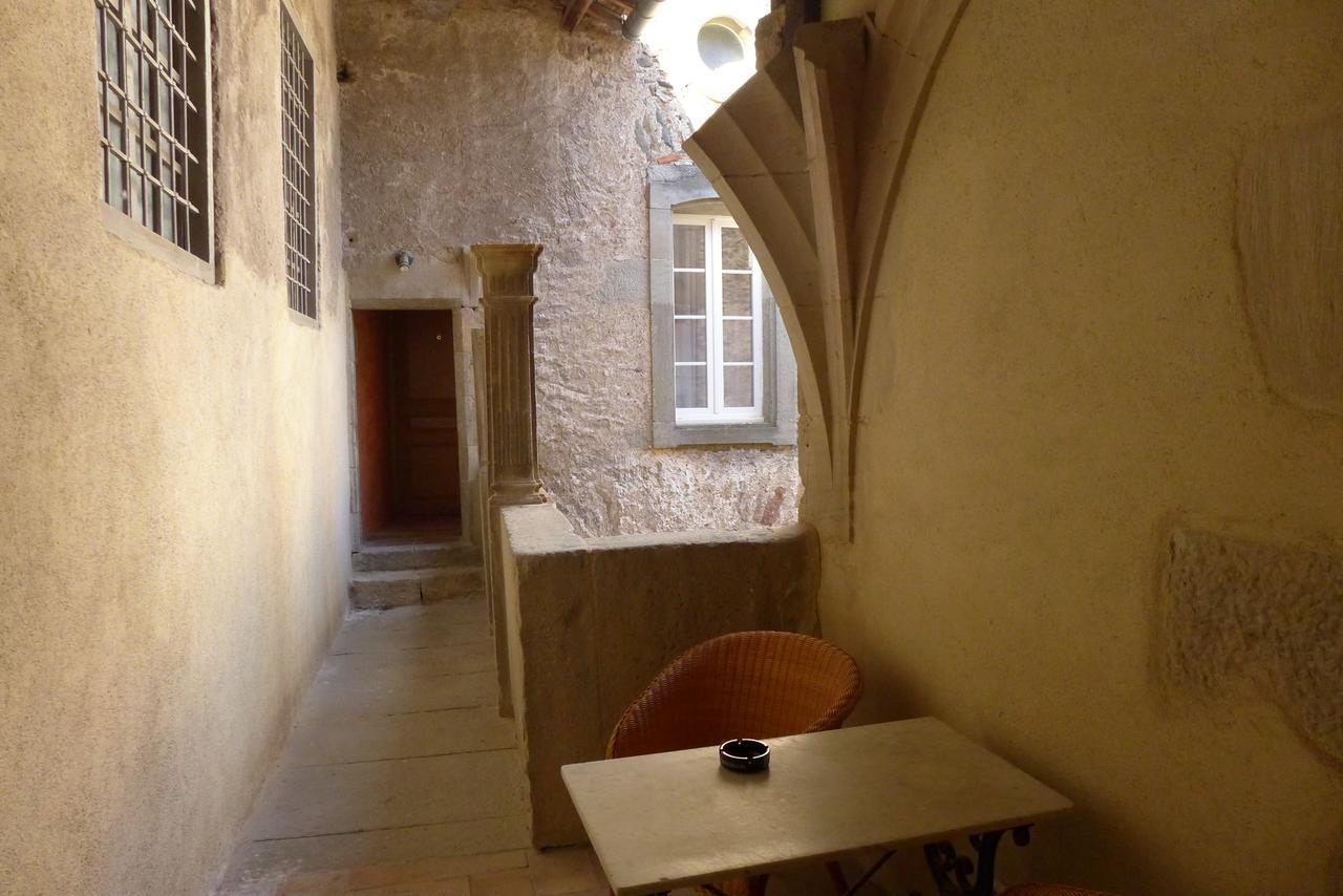 Hotel Restaurant D'Alibert Caunes-Minervois Екстериор снимка
